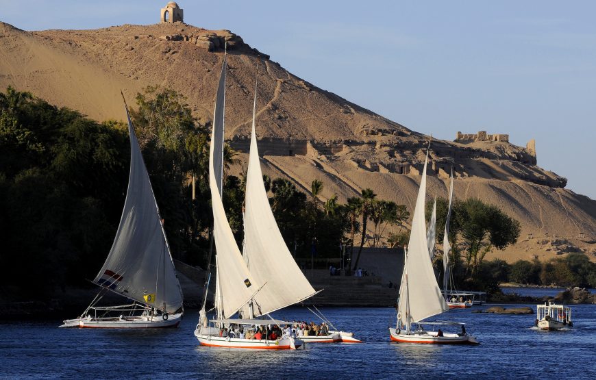 4-Days Nile Cruise From Aswan To Luxor including Abu Simbel and Hot Air Balloon