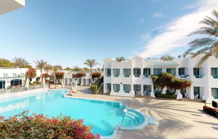 Falcon Hills Hotel