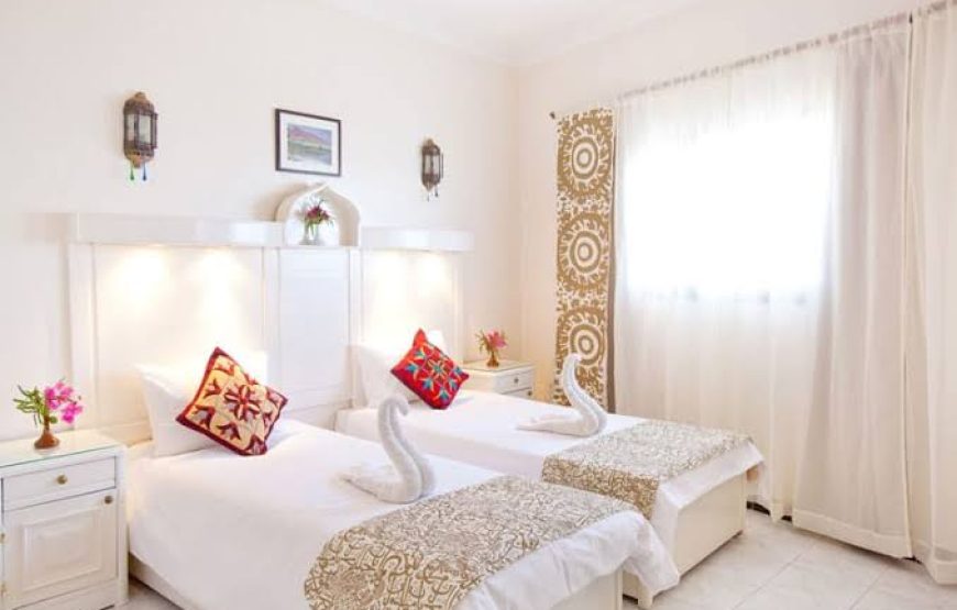 Standard Twin (2 Bed) B&B