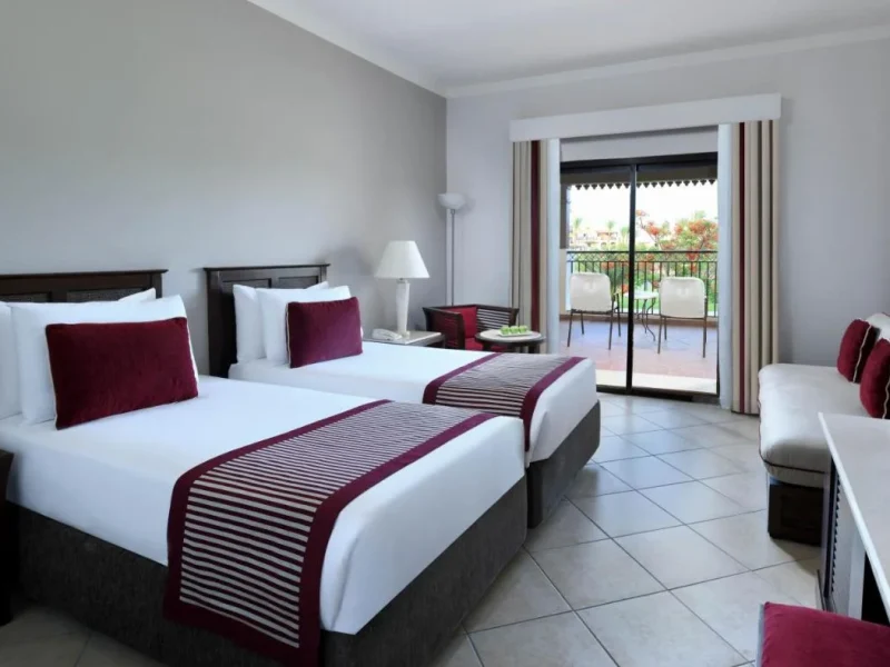 Superior Queen or Twin Beds Sea View