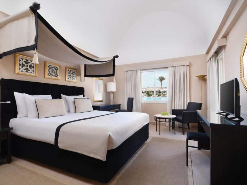 Single superior room garden view
