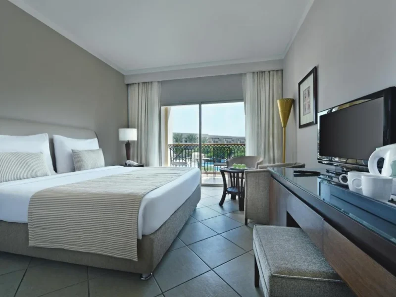 Single superior room garden view