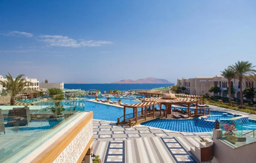 Sunrise Arabian Beach Resort